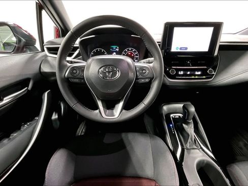 Used 2025 Toyota Corolla SE image 7