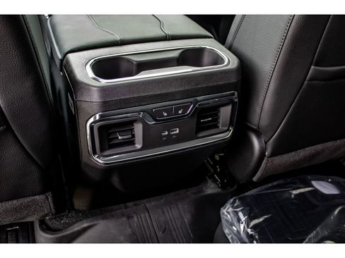 New 2026 GMC Sierra 2500 Denali w/ Denali Reserve Package image 29