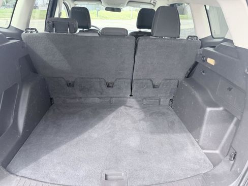 Used 2017 Ford Escape SE FWD image 16