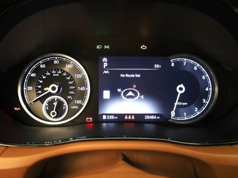 Used 2024 Genesis GV70 2.5T w/ Advanced Package image 15