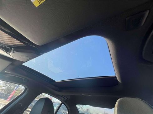 Used 2019 BMW 330i xDrive Sedan w/ Premium Package image 32