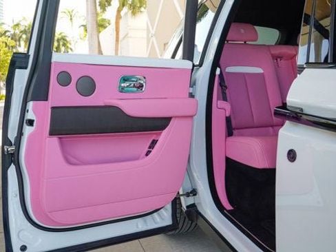 Used 2024 Rolls-Royce Cullinan image 88