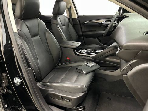 Certified 2023 Buick Envision Essence AWD/4WD image 39