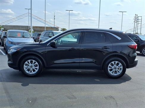 Used 2023 Ford Escape Active image 4