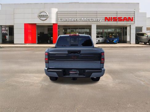 New 2026 Nissan Frontier Pro-X w/ Pro-X Convenience Package RWD image 4