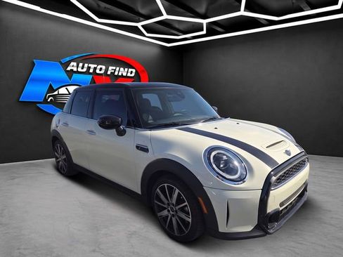 Used 2022 MINI Cooper S w/ Signature Upholstery Package FWD image 2