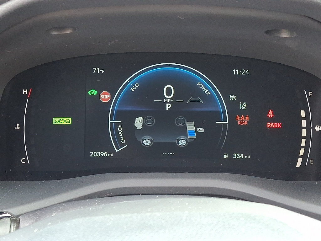 Used 2025 Toyota Camry LE w/ Convenience Package FWD image 26