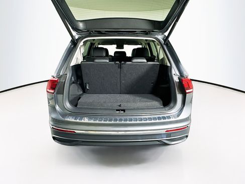 Used 2024 Volkswagen Tiguan Wolfsburg Edition FWD image 28