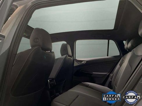 Used 2024 Volkswagen ID.4 S image 26