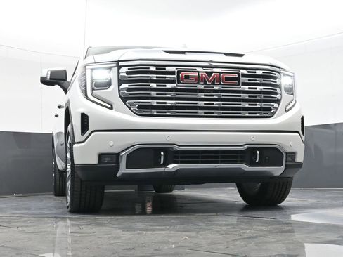 Used 2024 GMC Sierra 1500 Denali w/ Denali Reserve Package AWD/4WD image 49