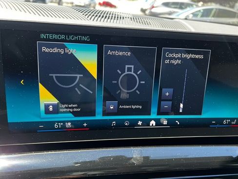 Used 2026 BMW 530i xDrive w/ M Sport Package AWD/4WD image 41