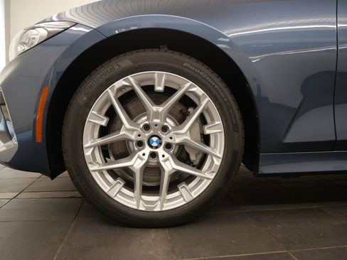 Used 2025 BMW 330i 330i w/ M Sport Package image 3