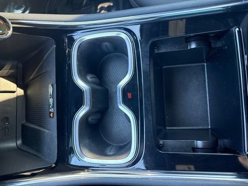 Used 2024 Chevrolet Traverse RS w/ LPO, Floor Liner Package FWD image 37