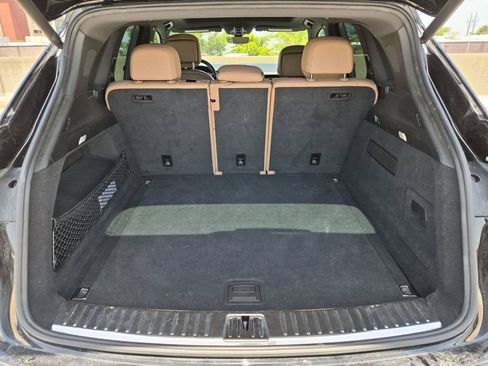 Used 2019 Porsche Cayenne AWD/4WD image 21