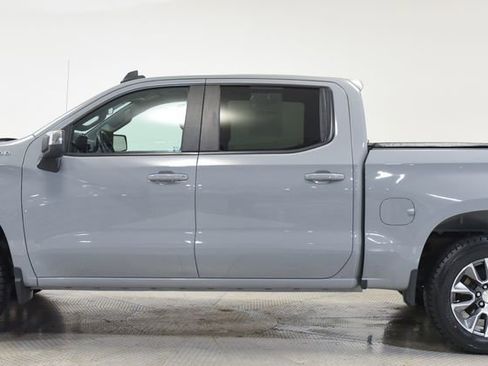 Used 2024 Chevrolet Silverado 1500 LT AWD/4WD image 11