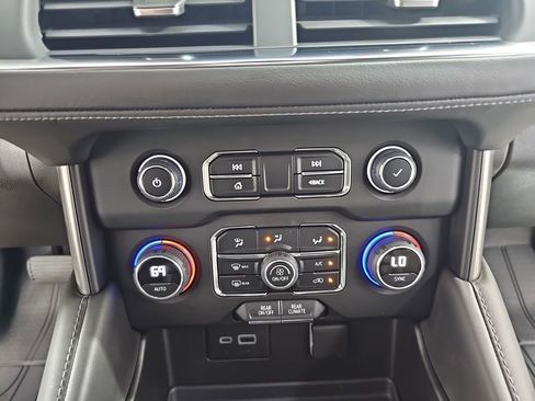 Used 2023 Chevrolet Suburban LS w/ Driver Alert Package AWD/4WD image 29