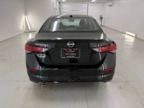 New 2025 Nissan Sentra SR image 6