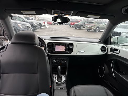Used 2016 Volkswagen Beetle 1.8T SEL image 21