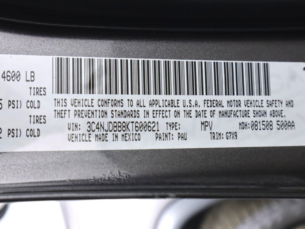 Used 2019 Jeep Compass Latitude AWD/4WD image 44