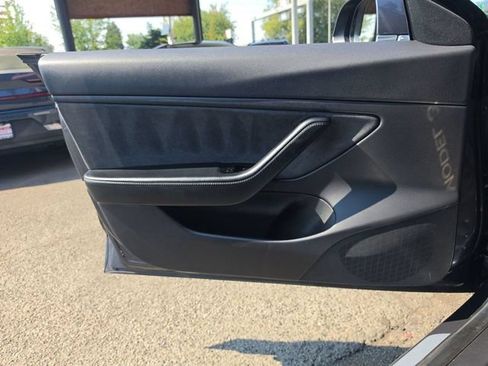 Used 2019 Tesla Model 3 Long Range AWD/4WD image 17