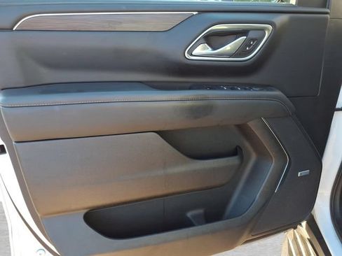 Used 2023 Chevrolet Tahoe LT w/ LT Signature Package AWD/4WD image 17