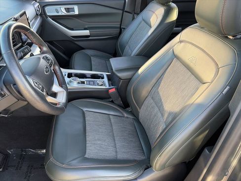 Used 2023 Ford Explorer Timberline w/ Timberline Technology Package AWD/4WD image 13