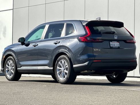 Used 2025 Honda CR-V EX-L image 3