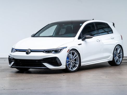 Used 2024 Volkswagen Golf R AWD/4WD image 3