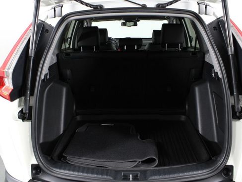 Used 2018 Honda CR-V Touring image 16