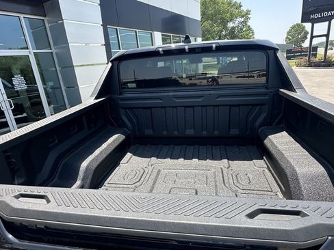 New 2025 GMC Hummer EV 2X image 6