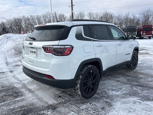 New 2026 Jeep Compass Latitude AWD/4WD image 7