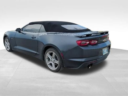 Used 2021 Chevrolet Camaro LT RWD image 5