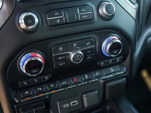 Used 2020 GMC Sierra 1500 AT4 w/ AT4 Premium Package image 22