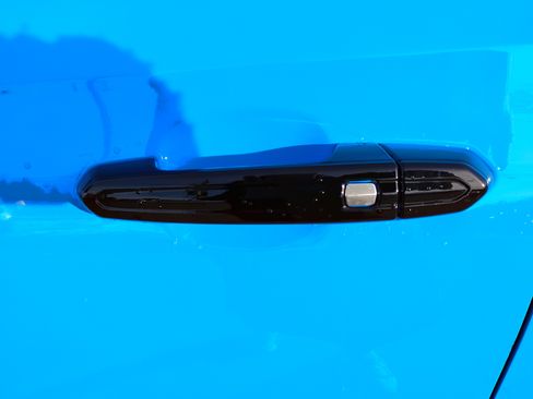 Used 2022 Cadillac CT4 V image 37