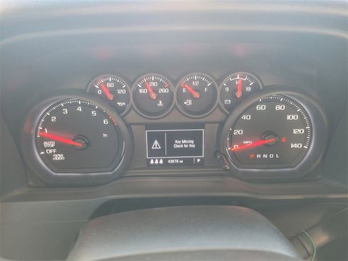 Used 2024 Chevrolet Silverado 1500 Custom w/ Turbomax Blackout Package image 32