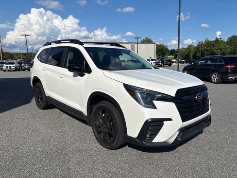 Used 2024 Subaru Ascent Onyx Edition Limited AWD/4WD image 11