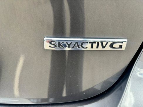 Used 2023 MAZDA MAZDA3 s image 28