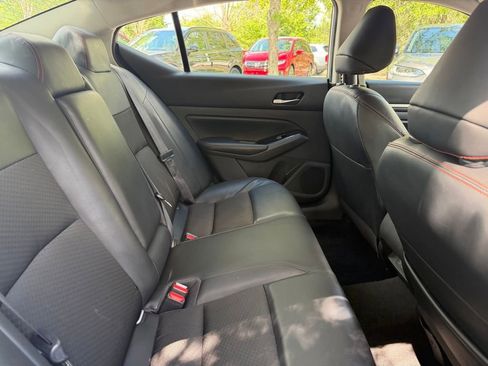 Used 2024 Nissan Altima 2.5 SR FWD image 8