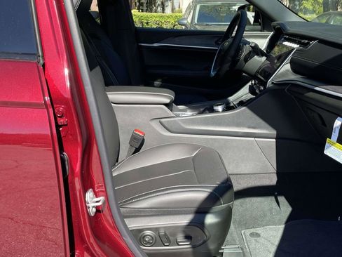 New 2025 Jeep Grand Cherokee L Limited AWD/4WD image 34