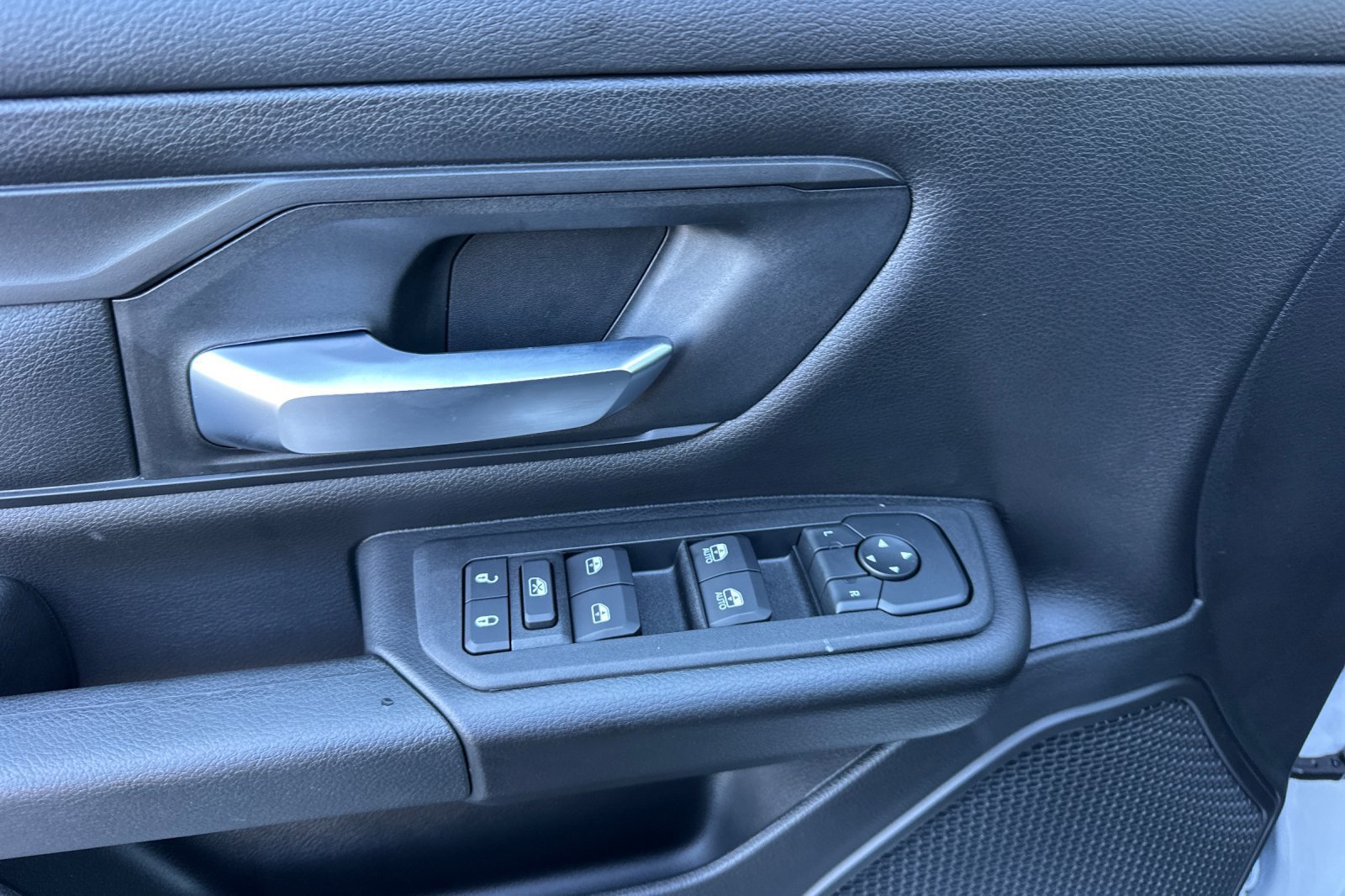 New 2026 RAM 1500 Tradesman AWD/4WD image 11