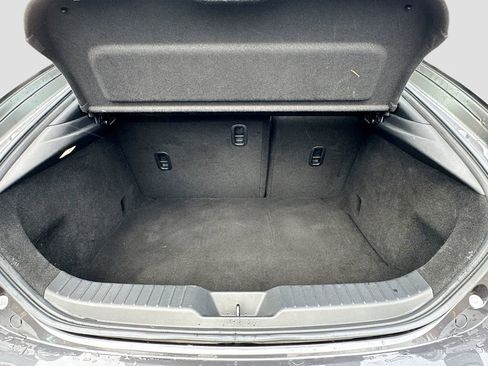 Used 2023 MAZDA MAZDA3 s image 32