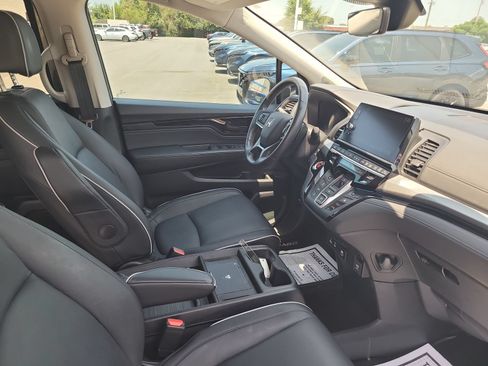 Used 2025 Honda Odyssey Touring image 30