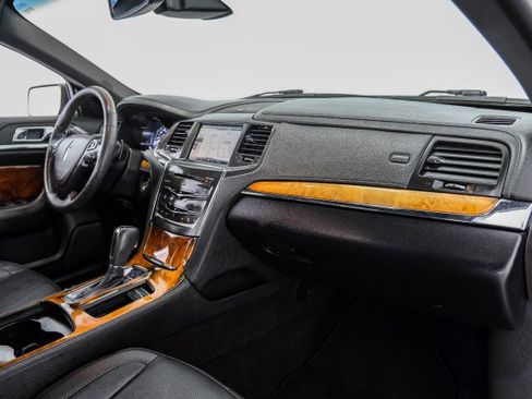 Used 2015 Lincoln MKS w/ Equipment Group 101A image 10