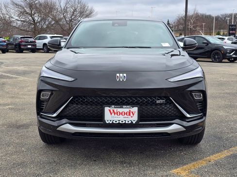 New 2026 Buick Envista Sport Touring w/ Advanced Safety Package image 2