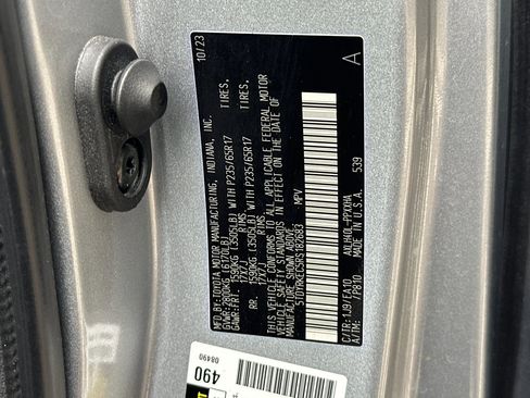 Used 2024 Toyota Sienna XLE image 30