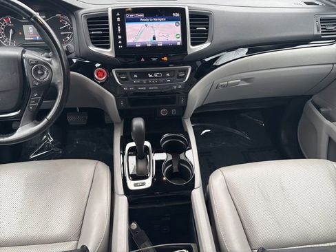 Used 2019 Honda Ridgeline RTL-E image 17