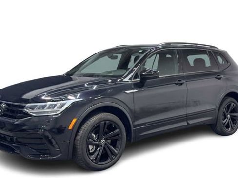 Used 2024 Volkswagen Tiguan SE R-Line image 5