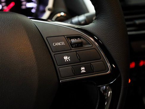 New 2025 Mitsubishi Eclipse Cross SE image 10