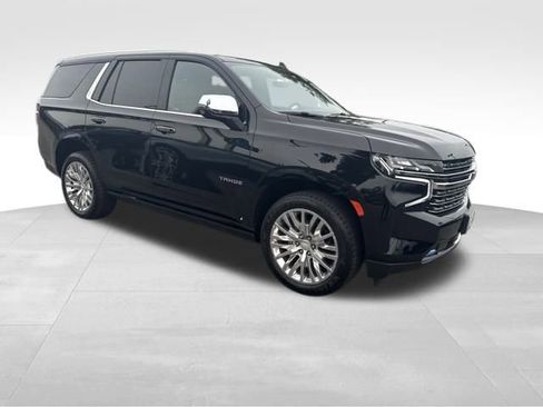 Used 2023 Chevrolet Tahoe Premier w/ Premium Package image 7