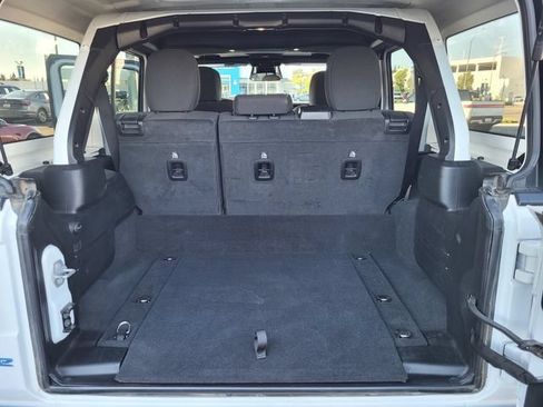 Certified 2025 Jeep Wrangler Unlimited Rubicon 4xe w/ Safety Group AWD/4WD image 19